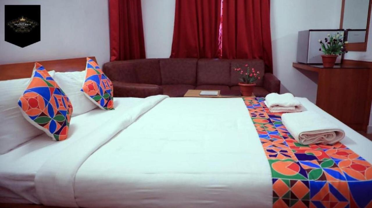 Kumar'S The White House Hotell Mysore Eksteriør bilde